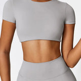 クロップドショートスリーブTシャツ