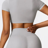 クロップドショートスリーブTシャツ