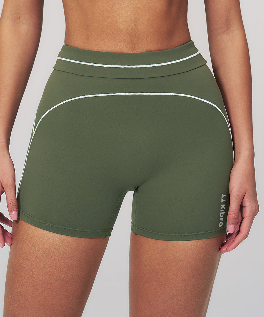 Contrast Flow Short