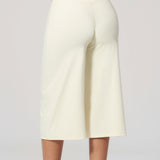 Relaxed Flow Short