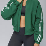 快適なジップアップスポーツパファー