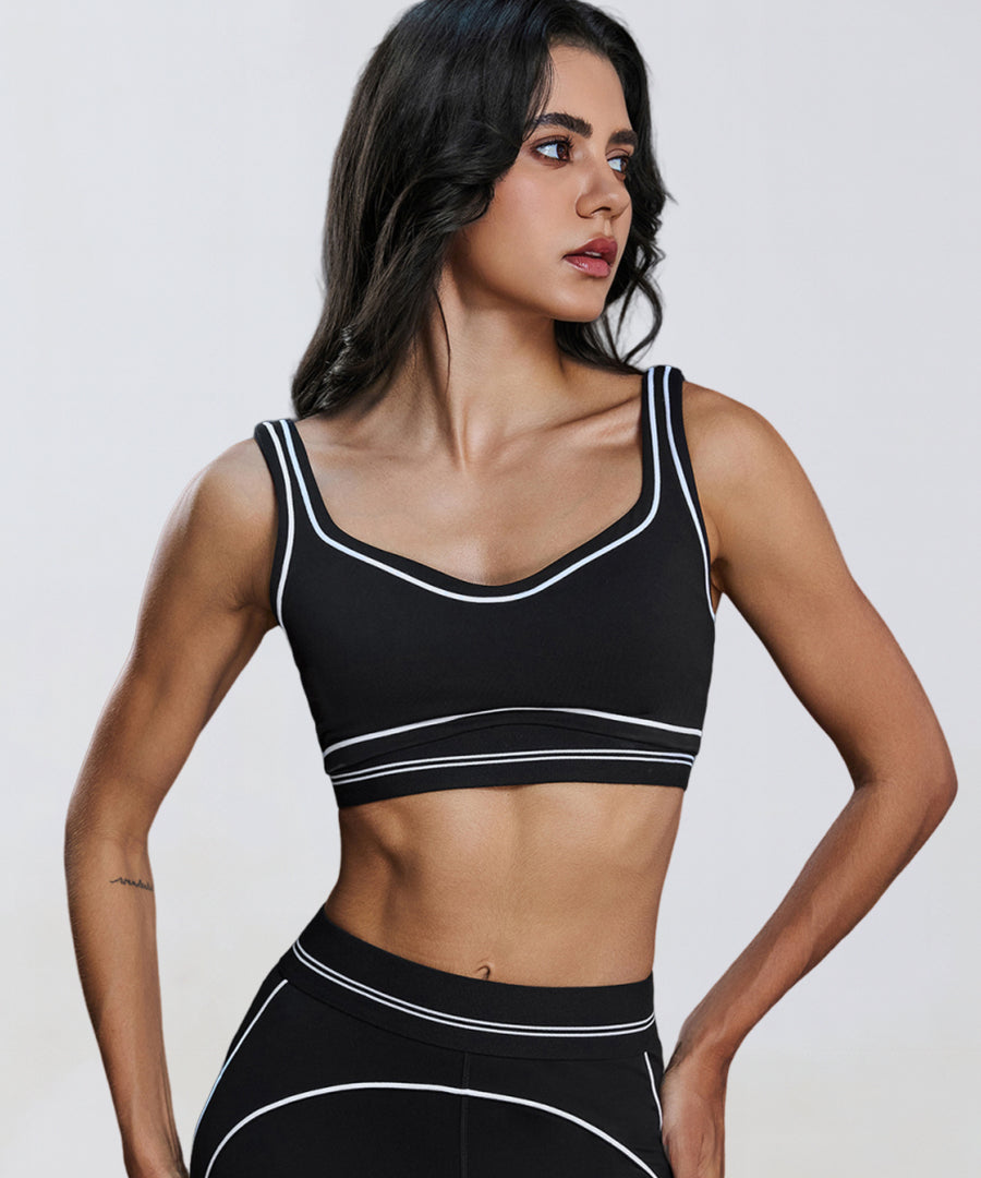 NakedFeel U-Back Sculpt Bra