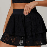 Gonna sportiva in pizzo trasparente