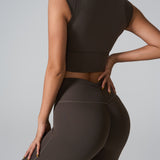 キャップスリーブ スカルプティング ヨガトップ