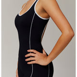 背中が空洞のワンジー