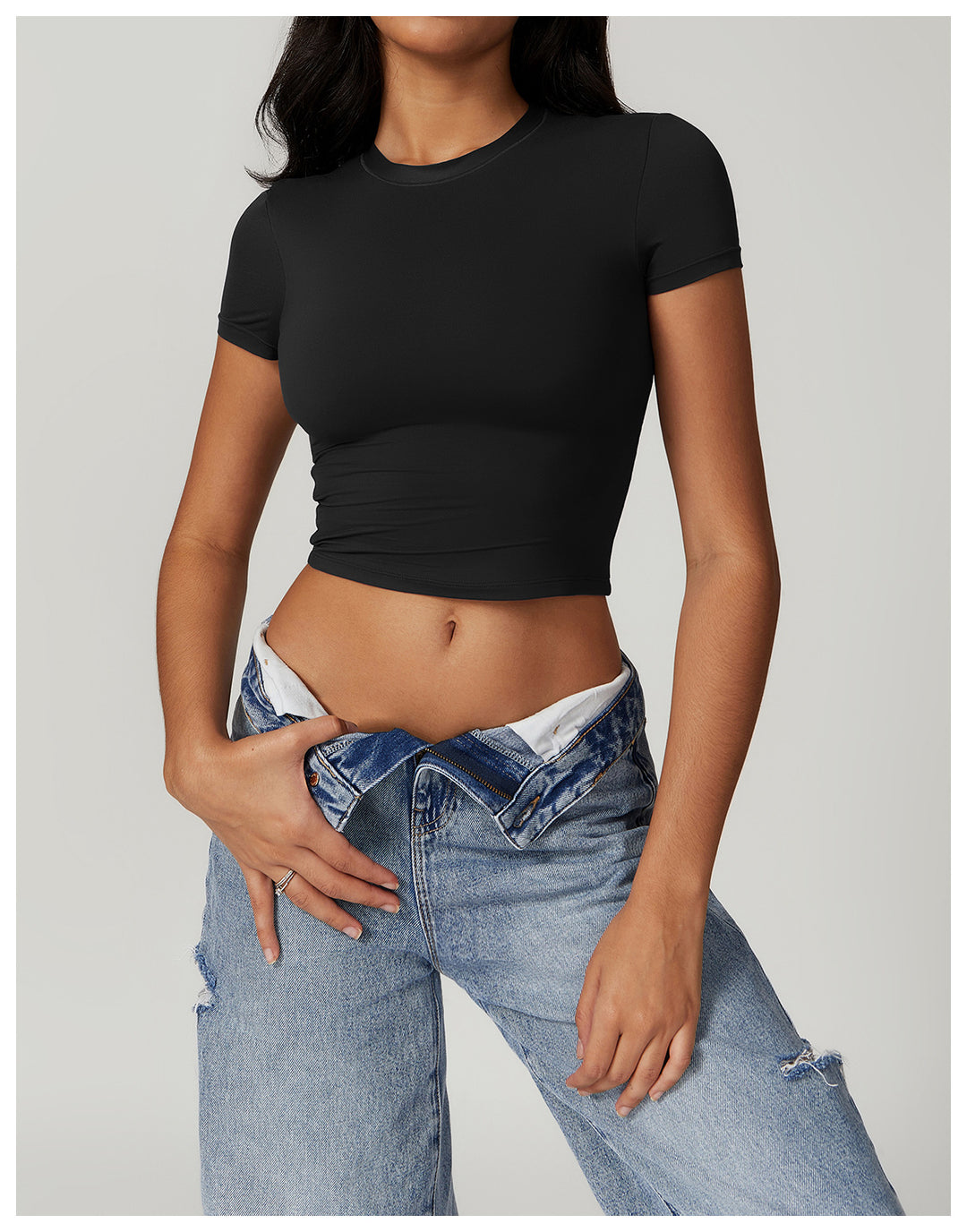 Kibra Captivating Silhouette Activewear Top